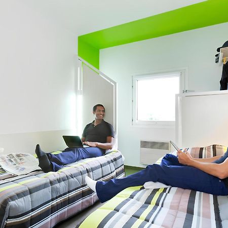 Krystal Hotel Saint-Quentin Fallavier Extérieur photo