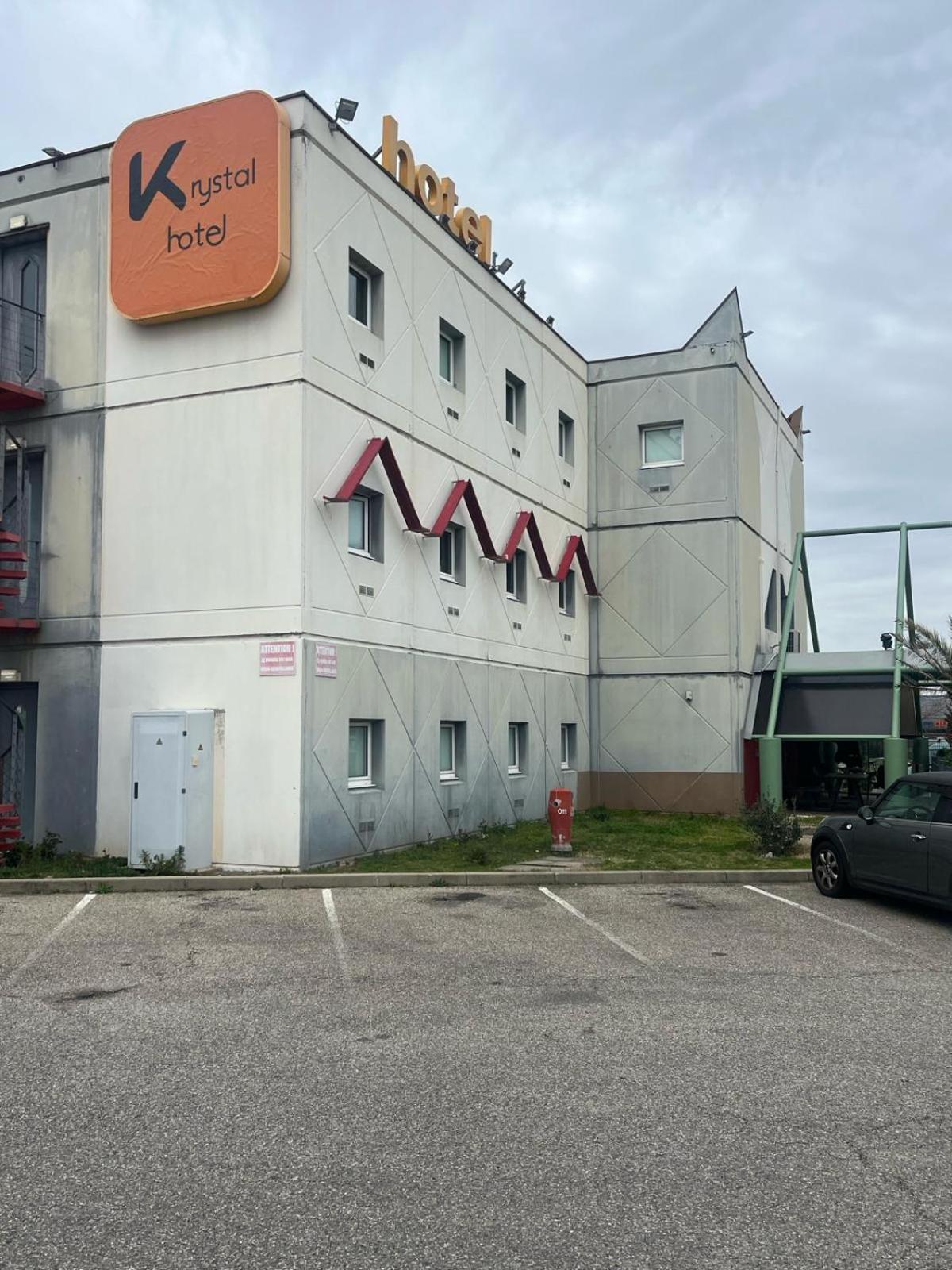 Krystal Hotel Saint-Quentin Fallavier Extérieur photo